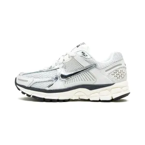 Nike Zoom Vomero 5 Photon Dust Metallic Silver