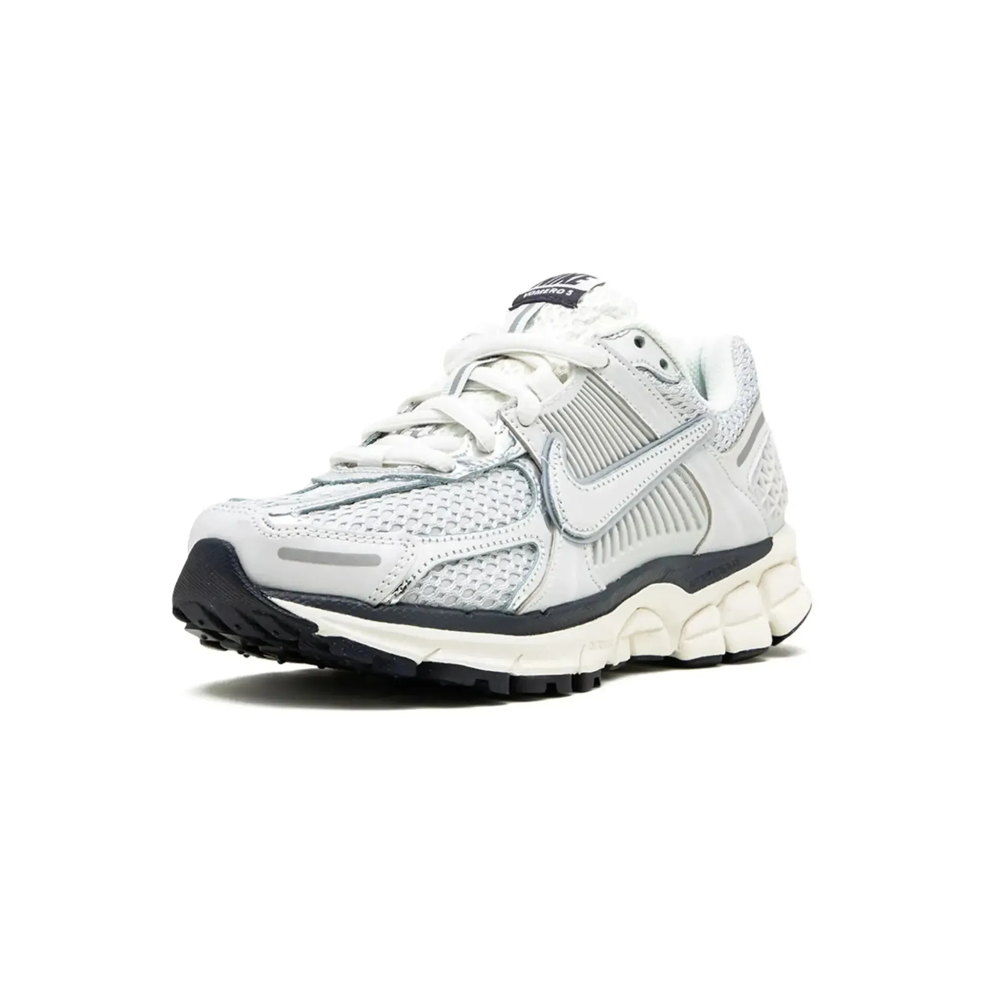 Nike Zoom Vomero 5 Photon Dust Metallic Silver