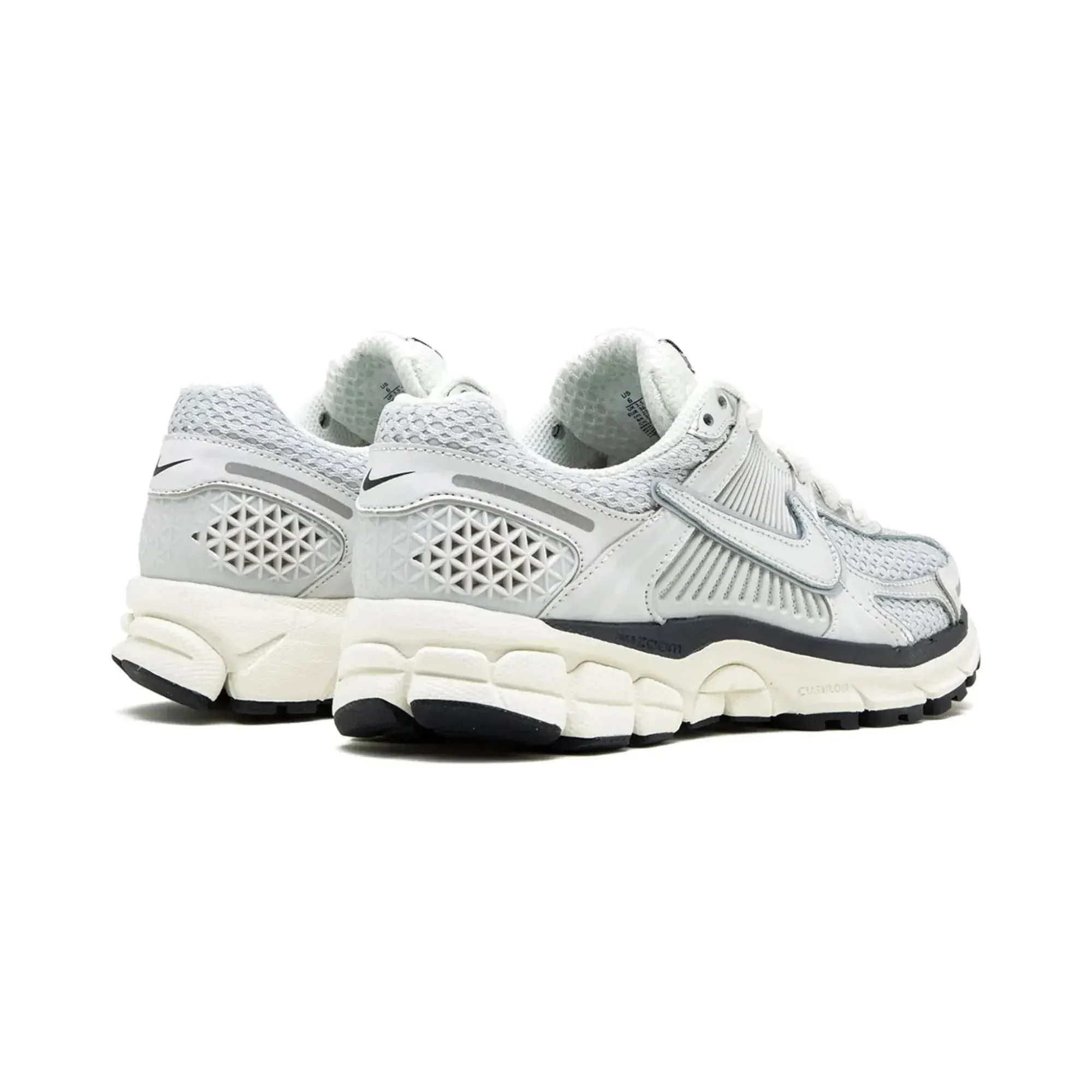 Nike Zoom Vomero 5 Photon Dust Metallic Silver