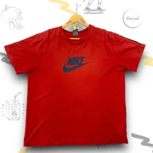 Red Vintage Nike T Shirt (XXL)