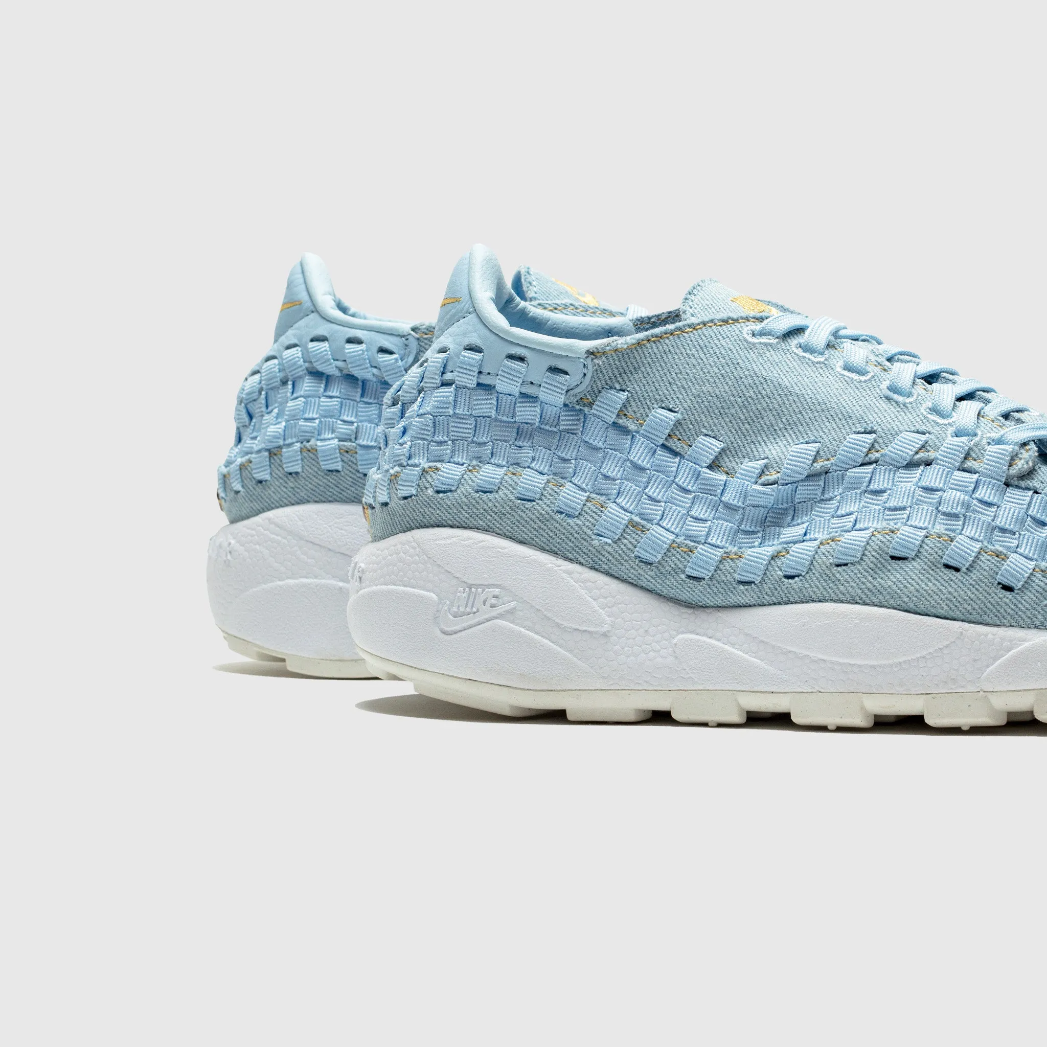 WMNS AIR FOOTSCAPE WOVEN LIGHT DENIM