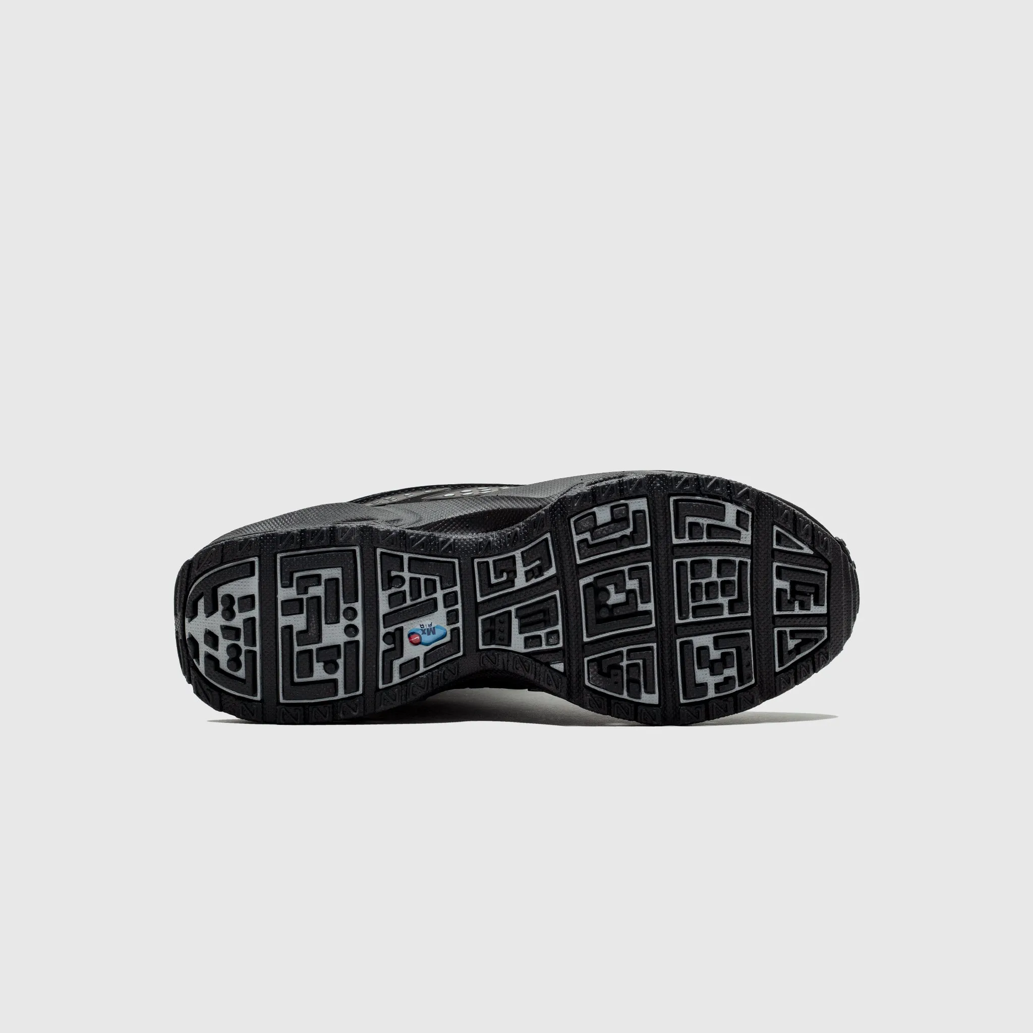 WMNS AIR MAX SUNDER BLACK & SILVER