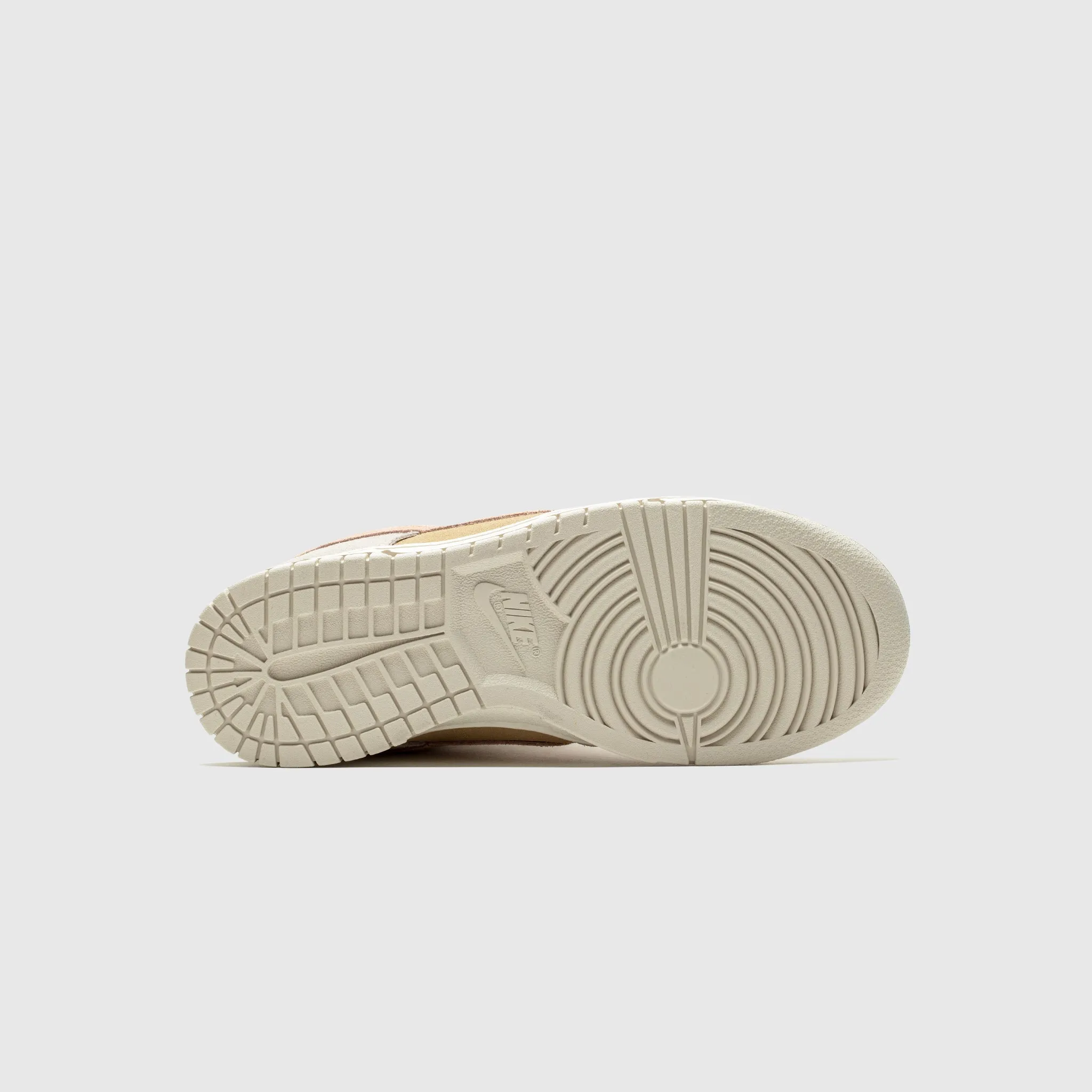 WMNS DUNK LOW WASHED CORAL