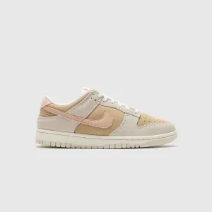 WMNS DUNK LOW WASHED CORAL