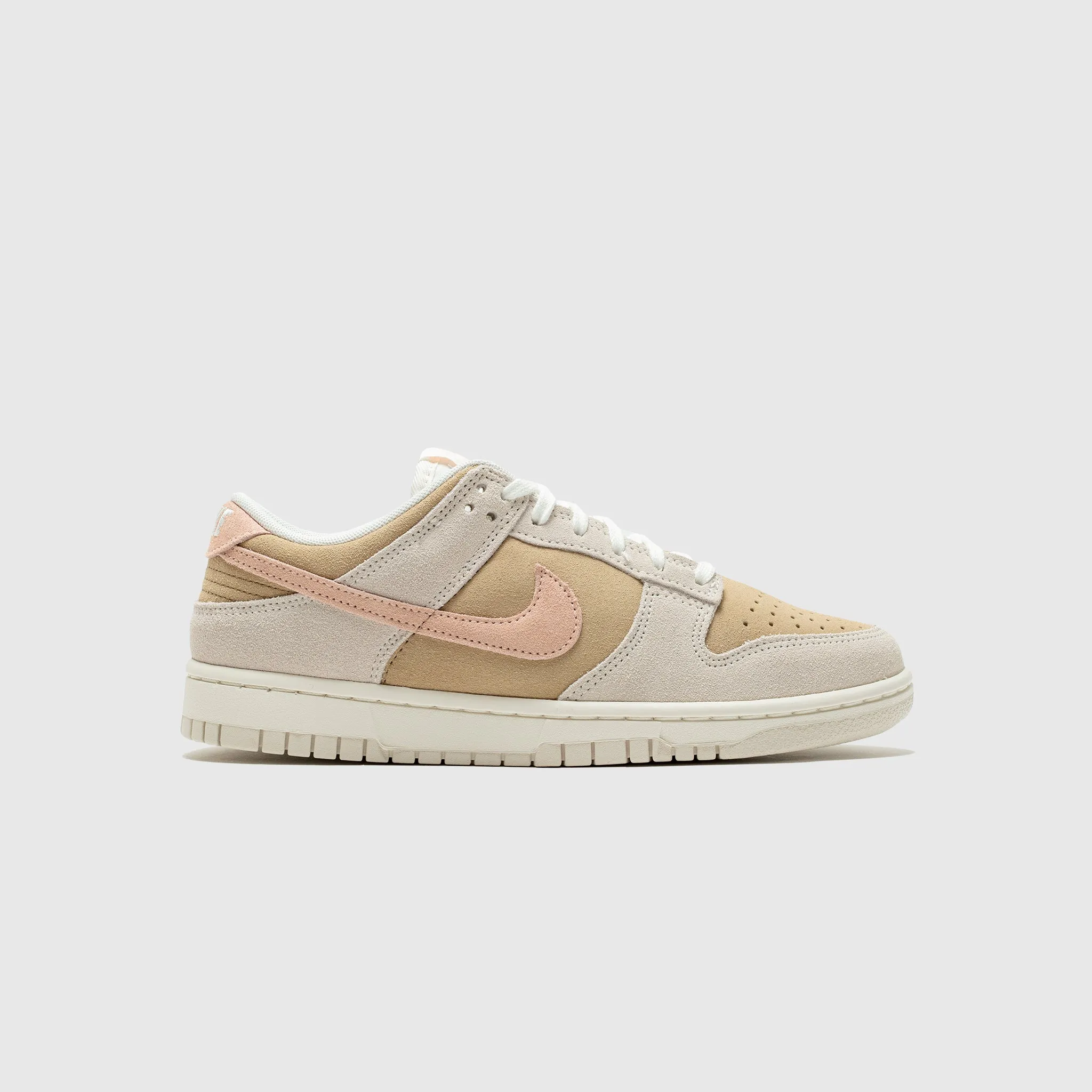 WMNS DUNK LOW WASHED CORAL