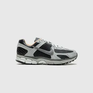 ZOOM VOMERO 5 DARK SMOKE GREY
