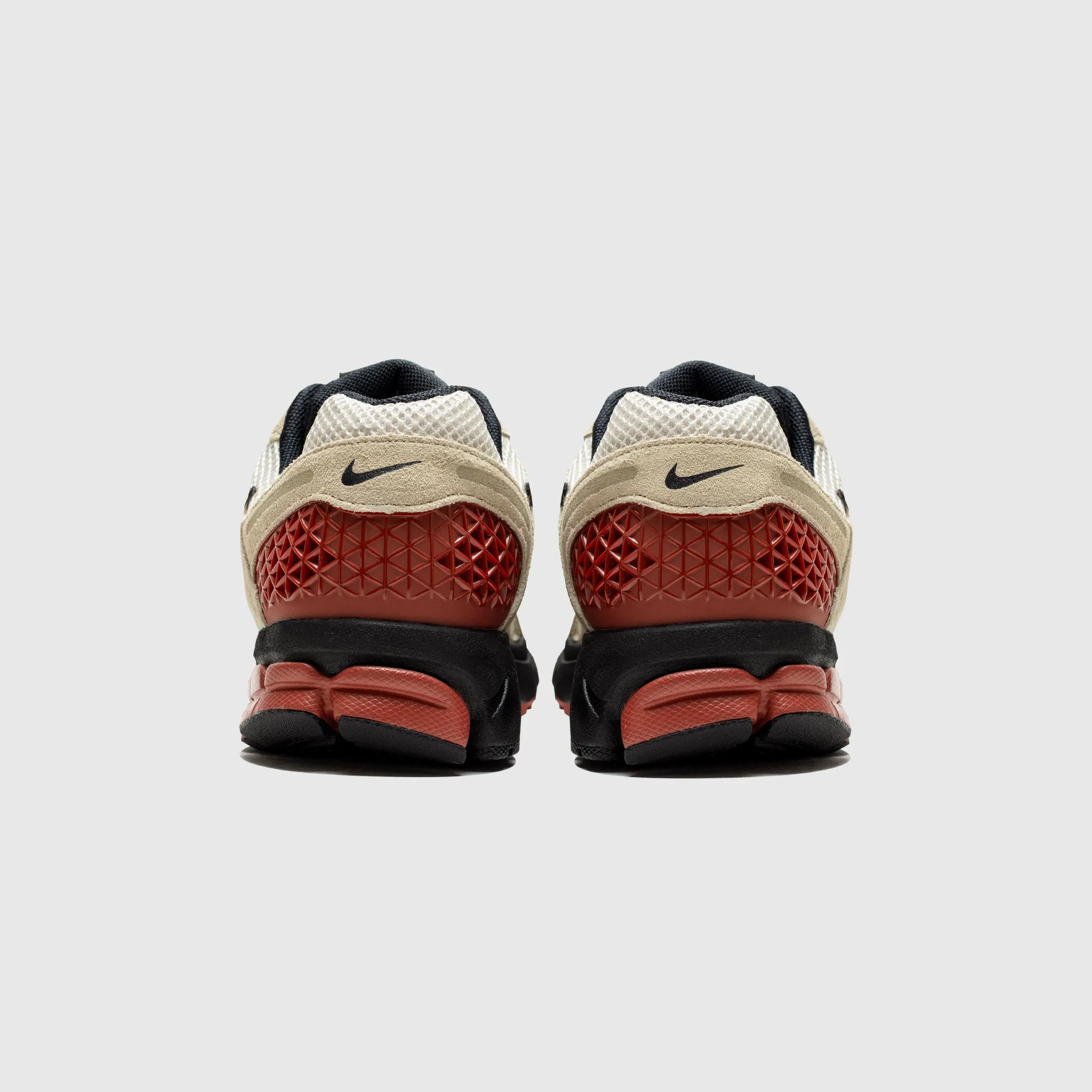 ZOOM VOMERO 5 DESERT KHAKI